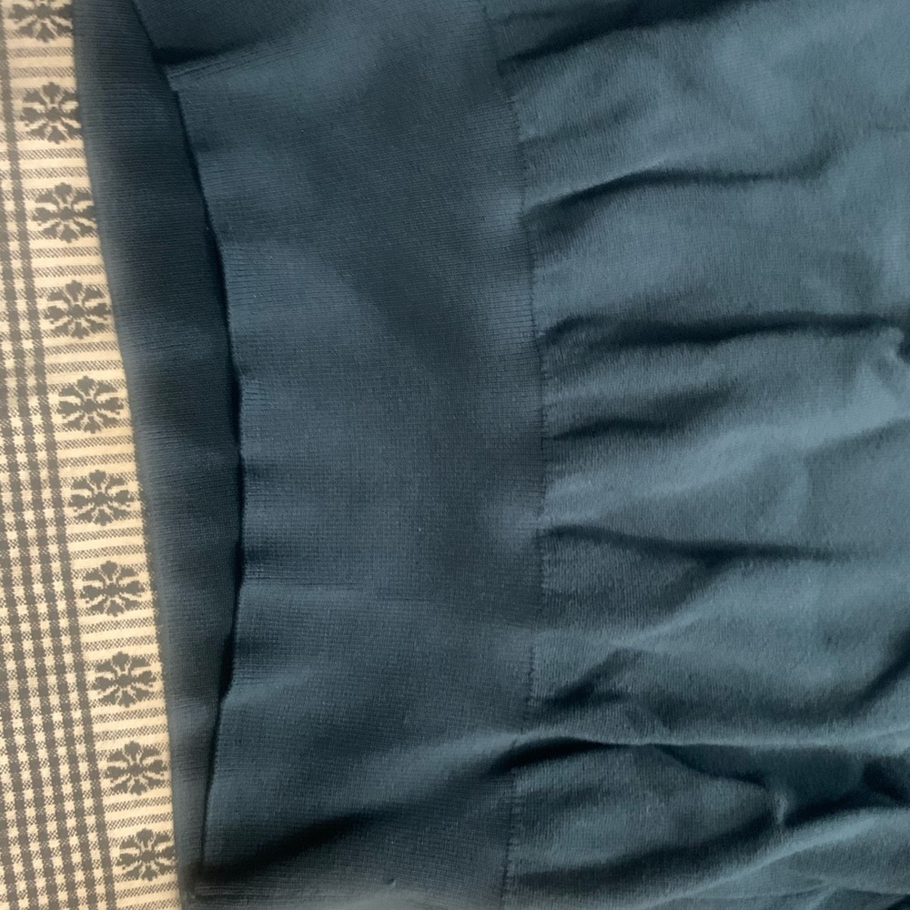 H&M Navy Women's Crew Neck Sweater - Picture 4 of 5